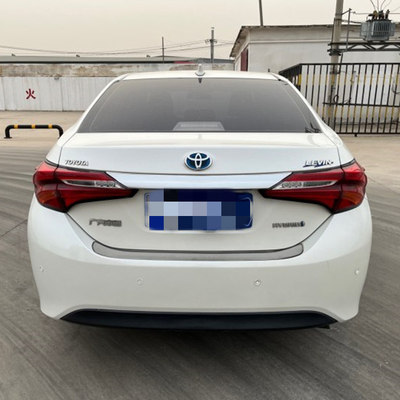 2017 Toyota Corolla Levin 1.8L hybride berline blanche abordable et véhicules d'occasion
