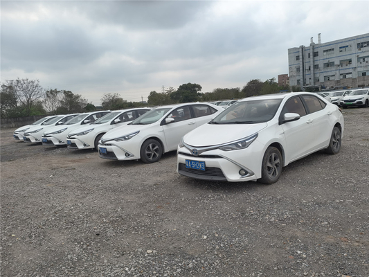 2017 Toyota Corolla Levin 1.8L hybride berline blanche abordable et véhicules d'occasion