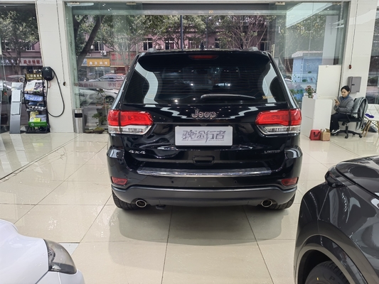 Jeep Grand Cherokee 2017 modèle 3.0L 4X4 AWD en parfait état couple maximal 200-300Nm