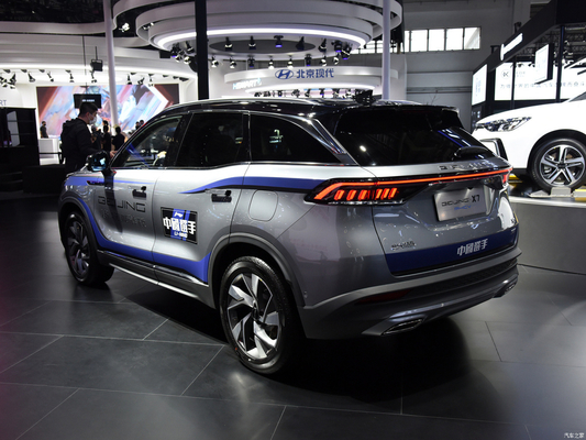 124 kW de puissance totale du moteur Baic Beijing X7 PHEV Plug in Hybrid SUV Voiture avec le volant gauche