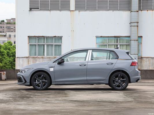 Améliorez votre voiture 2023 Golf Facelift 208 TSL DSG PRO Petit SUV avec lumière de jour LED