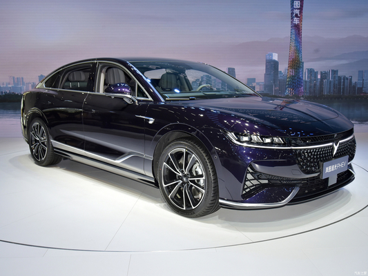 2023 2024 Lantu Dongfeng Voyah Passion Voyah Zhuiguang Phev Plug In Hybrid 4wd Longue portée