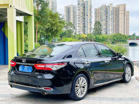 Toyota Camry d'occasion 2019 avec 131 kW de puissance moteur en excellent état et prêt à vendre