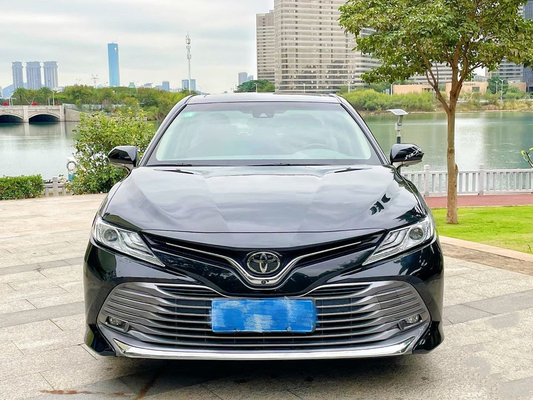 Toyota Camry d'occasion 2019 avec 131 kW de puissance moteur en excellent état et prêt à vendre