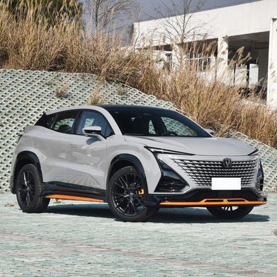2023 Volant gauche Changan UNI-T 1.5T Sport Vampire SUV compact avec toit panoramique