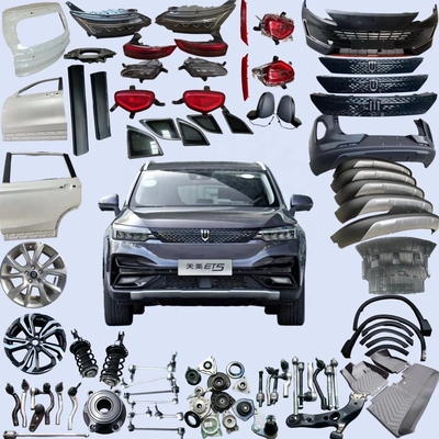 100% Skyworth Et5/EV6 Original Auto Accessoires Écran Filtre à air Body Kit Pare-chocs Absorbeur de choc phare Porte de voiture Pièces détachées