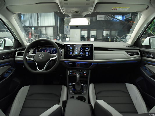 Aucun support de toit 2023 Volkswagen Bora 280TSL DSG Zunxing Edition 4 portes 5 sièges berline