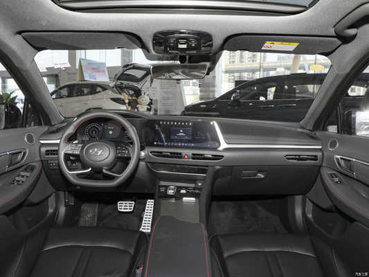 2022 Hyundai Sonata 270T CDI DCT 20e anniversaire Limousine avec empattement 2500-3000 mm