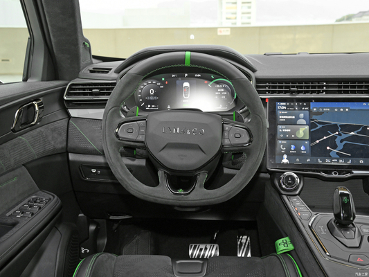 2023 Lynk Co 05 2.0TD 2WD Yao PRO SUV Vitre avant électrique à une clé