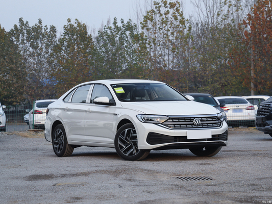 2023 Volkswagen Sagitar 300TSI DSG Leap Version Berline avec caméra arrière et climatisation automatique