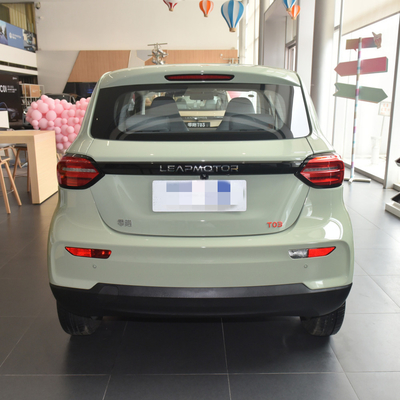 Caméra arrière et direction gauche Leapmotor T03 4 places Petite voiture électrique électrique pour adultes