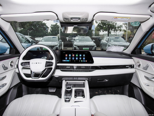 2024 Chery Fengyun A8 Véhicule électrique hybride rechargeable avec une autonomie purement électrique de 106 km