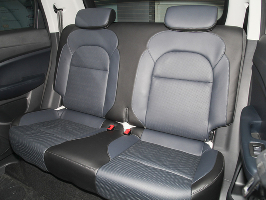 Caméra arrière et direction gauche Leapmotor T03 4 places Petite voiture électrique électrique pour adultes