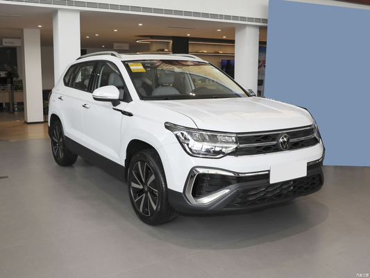Le 2023 Volkswagen Tharu 300TSI 2WD Moon Version SUV avec climatisation automatique