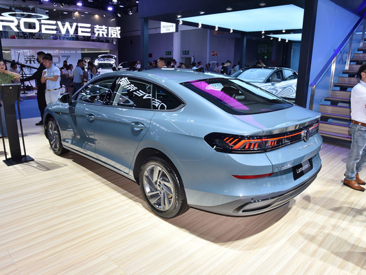 Euro VI Émission standard 2024 Volkswagen Lamando L 200TSI DSG Version à la mode à hayon