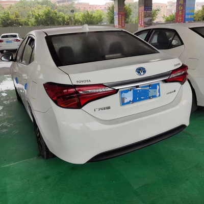 2017 Modèle 1.8L Véhicules hybrides Toyota Corolla Levin Transmission E-CVT Véhicules d'occasion