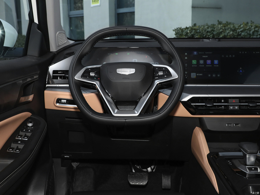 Geely Pro2024 Modèle 1.5T DCT SUV 5 places 4518*1834*1715 Dimensions et design moderne