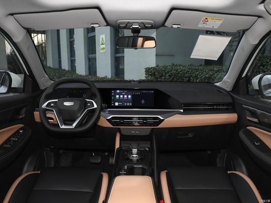 Geely Pro2024 Modèle 1.5T DCT SUV 5 places 4518*1834*1715 Dimensions et design moderne