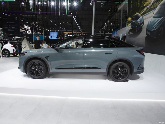 Énergie Baic Arcfox Alpha S 735E 160KW EV Voiture à grande vitesse Grand espace à gauche longue portée