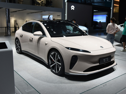 2023 Weilai Nio ET5 560KM 75KWh Voiture électrique de tourisme à grande vitesse Limousine de luxe pour les besoins