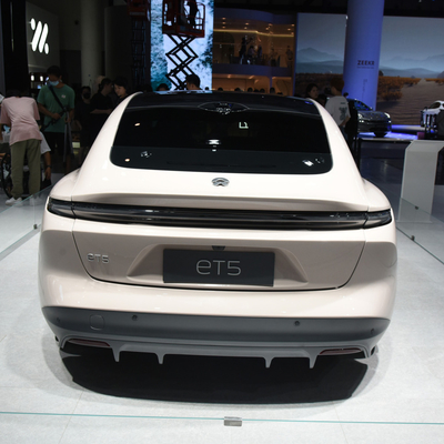 2023 Weilai Nio ET5 560KM 75KWh Voiture électrique de tourisme à grande vitesse Limousine de luxe pour les besoins