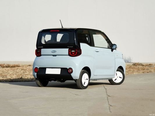 Chery QQ Ice Cream EV Mini voiture électrique 3 portes 4 sièges Vitesse maximale 100 KM/h pour adulte