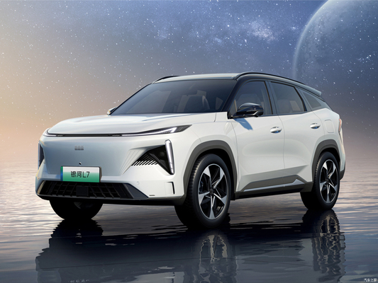 2023 Geely Galaxy L7 Hybrid 1.5T PHEV SUV Voiture avec CLTC de 90 km et type de carburant électrique