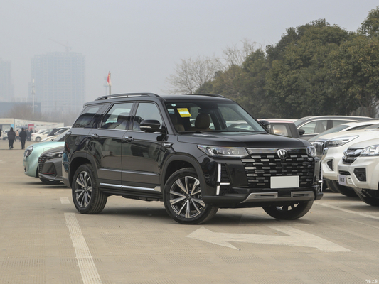 Suspension avant Macpherson 2023 Chang'an CS95 Plus 2.0T 2WD SUV de luxe à 5 portes et 7 places