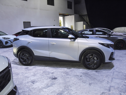 - fait 2023 GAC Trumpchi GS3 SUV meilleur choix avec toit panoramique et FWD Drive