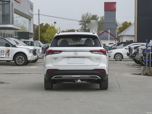 Il est fabriqué en 2023 GAC Trumpchi GS4 SUV à essence avec climatisation automatique et écran tactile