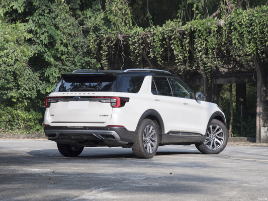 Débloquez la puissance du 2023 ECOBOOST 285 SUV turbo moteur 6 places et traction arrière
