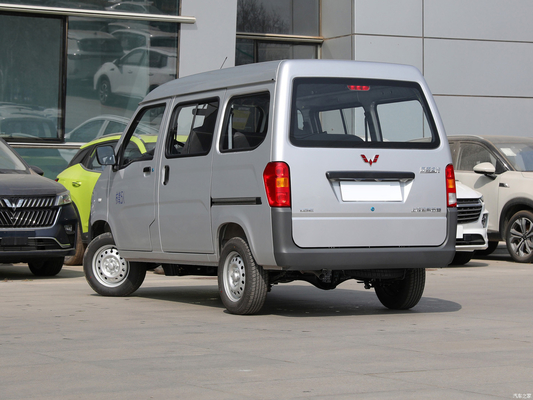 75 kW de puissance totale du moteur 2023 Wuling VAN VAN gauche avec 5 sièges et porte coulissante latérale
