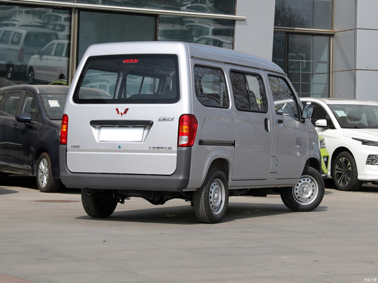 75 kW de puissance totale du moteur 2023 Wuling VAN VAN gauche avec 5 sièges et porte coulissante latérale