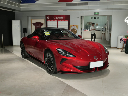 La voiture de sport électrique de pointe de 2023 MG Cyberster avec 501 km CLTC et 4WD Design