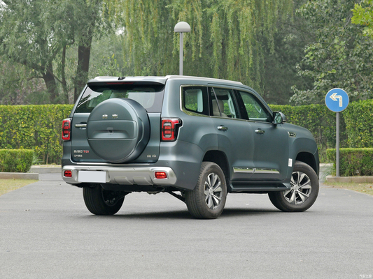 BAIC BJ60 2.0T SUV tout-terrain de grande cylindrée fabriqué en avec 5 sièges et un grand espace