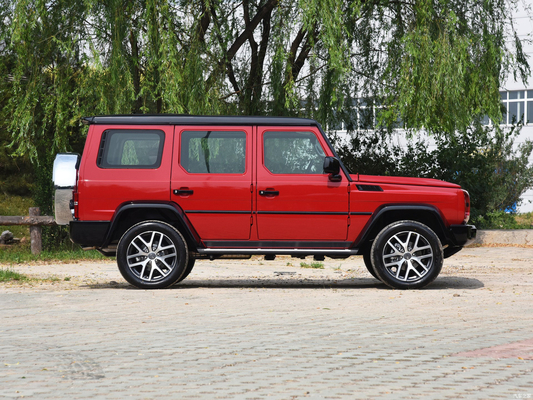 Le type de carburant électrique à grande cylindrée ABS Voiture tout-terrain BAIC BJ80 ChinaBAIC 3.0T