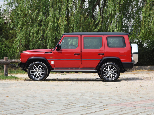 Le type de carburant électrique à grande cylindrée ABS Voiture tout-terrain BAIC BJ80 ChinaBAIC 3.0T