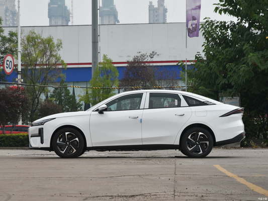 Geely Galaxy L6 2023 60 km Hybrid PLUS Sedan Comme image 1.5T voiture électrique pour CLTC 60k