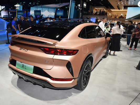 BYD Song L 5 sièges 4x4 4WD SUV 2024 550 km 662 km 602 km Puissance totale du moteur KW 150 Comme indiqué sur l'image