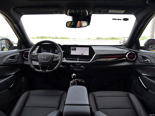 135KW Volant gauche Chevroletseeker SUV compact 1.5T CVT RS Honeycomb Benzine voiture fabriquée