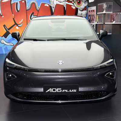 520KM CLTC Volant à gauche 2024 Hycan A06 PLUS Voiture de luxe électrique pure pour la performance