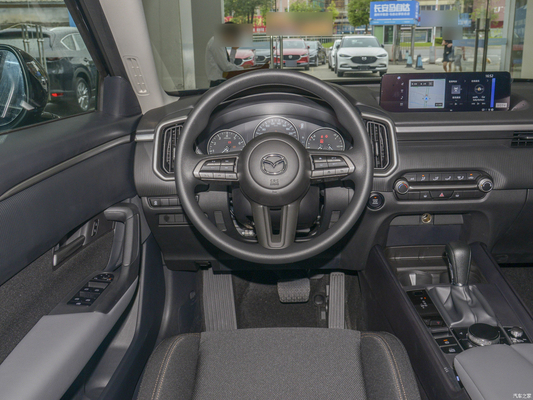 Confortable 2023 CX-50 SUV à essence avec rétroviseur électrique et direction gauche