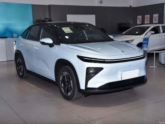 2023 LIVAN7 Chiyue Edition SUV 5 portes 5 places avec une autonomie de 450 km et une carrosserie de 4690*1892*1650 mm