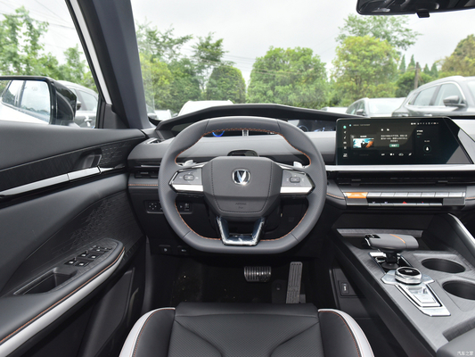 2023 Changan Uni-v 1.5T Hatchback Limousine à essence avec contrôle de vitesse ACC comme image