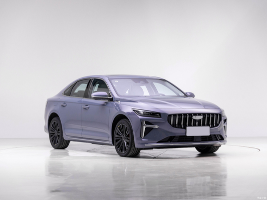 Geely Preface L 1.5TD Hybrid Luxe Sedan avec 4 roues avant et avant 1 arrière 1 radar