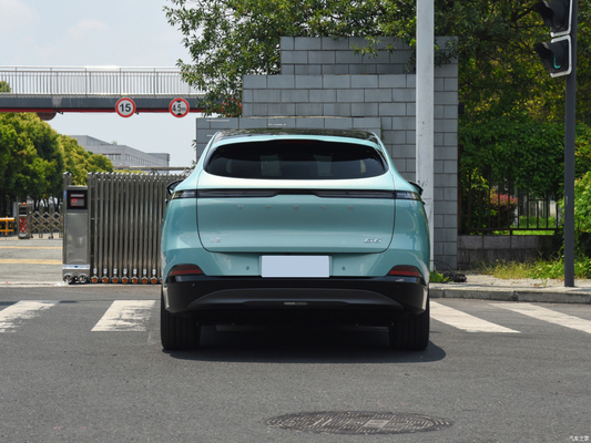 580 km de portée et 755 km de vitesse maximale 2023 Xpeng G6 voiture électrique avec 218 kW de puissance du moteur