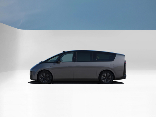Lixiang MEGA Ev 5350*1965*1850 Longue portée à double moteur 4WD pour des performances imbattables