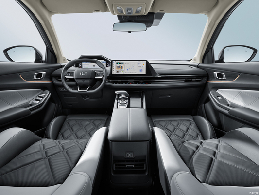 Changan Qiyuan Q05 125 MAX Hybrid Ev voiture batterie au lithium Fabriqué à une vitesse maximale de 180 KM/h