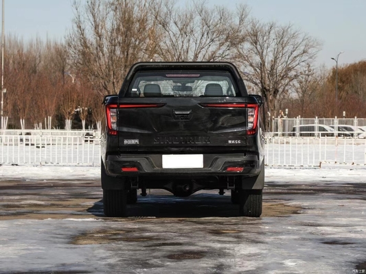 2024 SINOTRUK 2.0T Diesel automatique 4 roues motrices à long axe camionnette de luxe pour le volant gauche