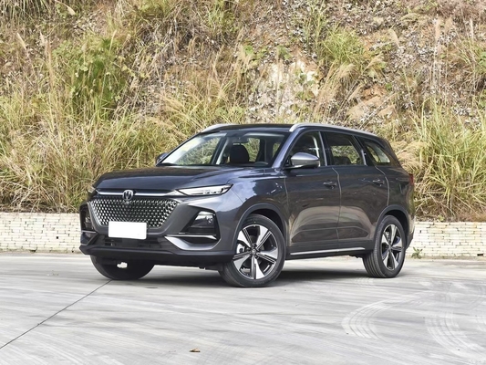2024 Changan X7 Plus voiture à essence 7 places avec 1.5T automatique vitesse maximale de 190 KM/h